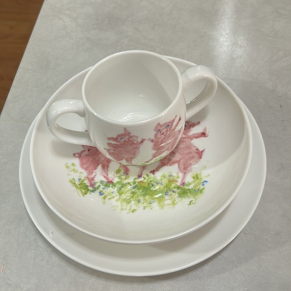 TIFFANY & CO. 3 DANCING PIGS FINE BONE CHINA BABY SET VINTAGE MADE IN ENGLAND - Picture 3 of 3